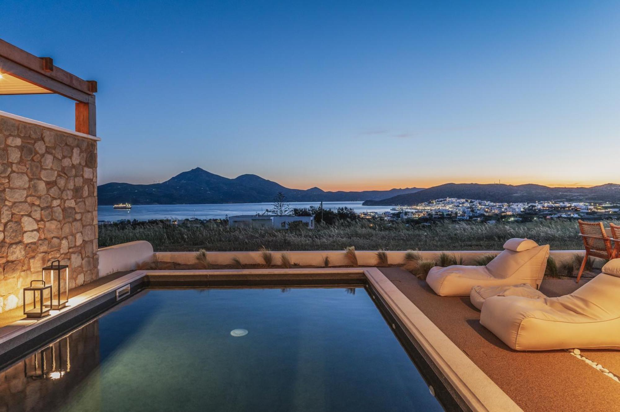 Adriana Luxury Villas Adamantas  Exterior photo