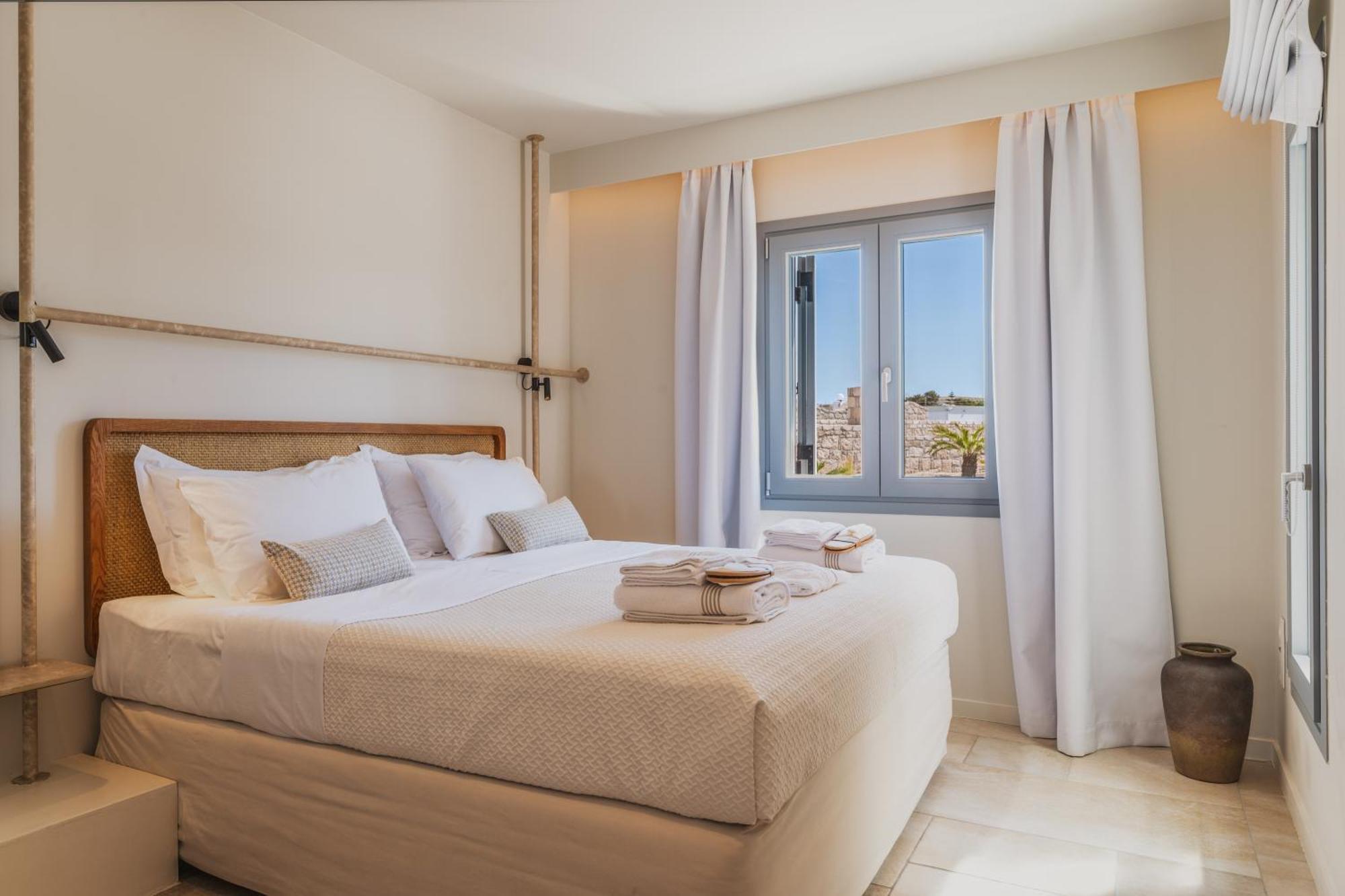 Adriana Luxury Villas Adamantas  Exterior photo